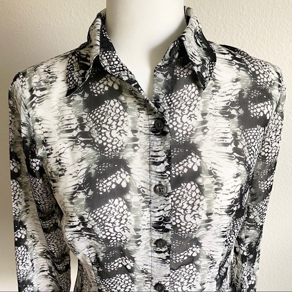 Cabi Python Snakeskin Print Sheer Long Sleeve Lig… - image 3